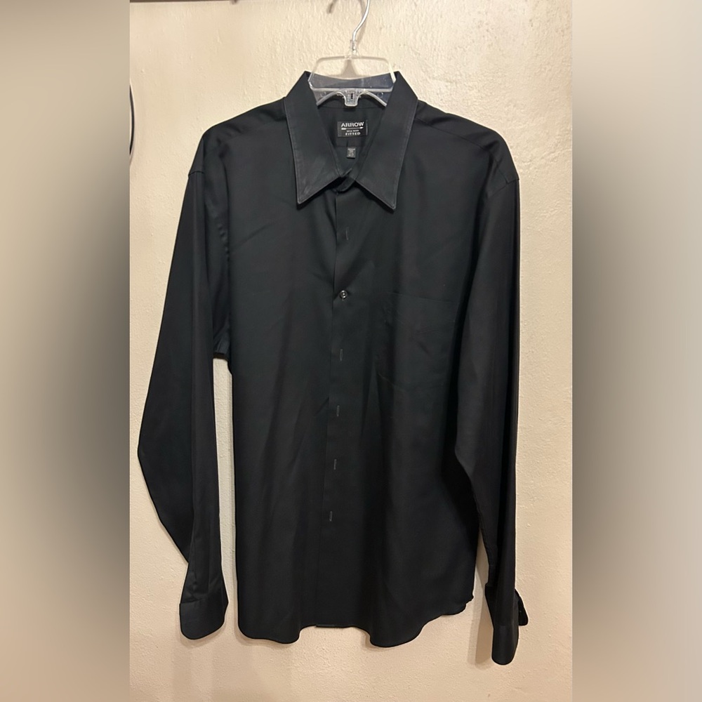 Arrow Men's Classic Black Dress Shirt